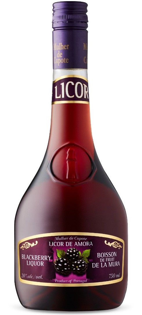 Mulher de Capote Licor de Amora Blackberry