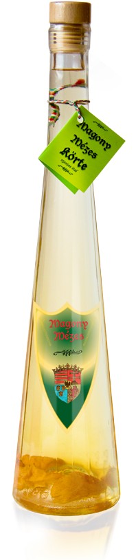 Szicsek Honey Apricot Palinka